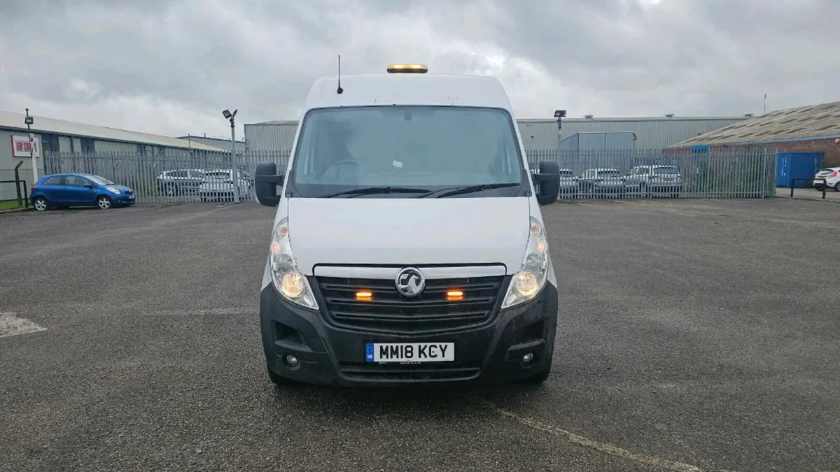 2018 Vauxhall movano 2.3 - Image 2