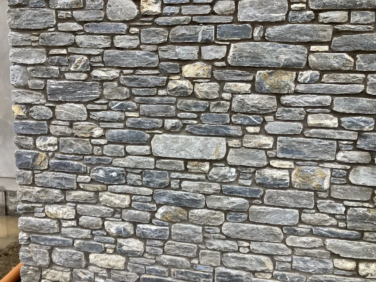 Stonemason available - Image 1