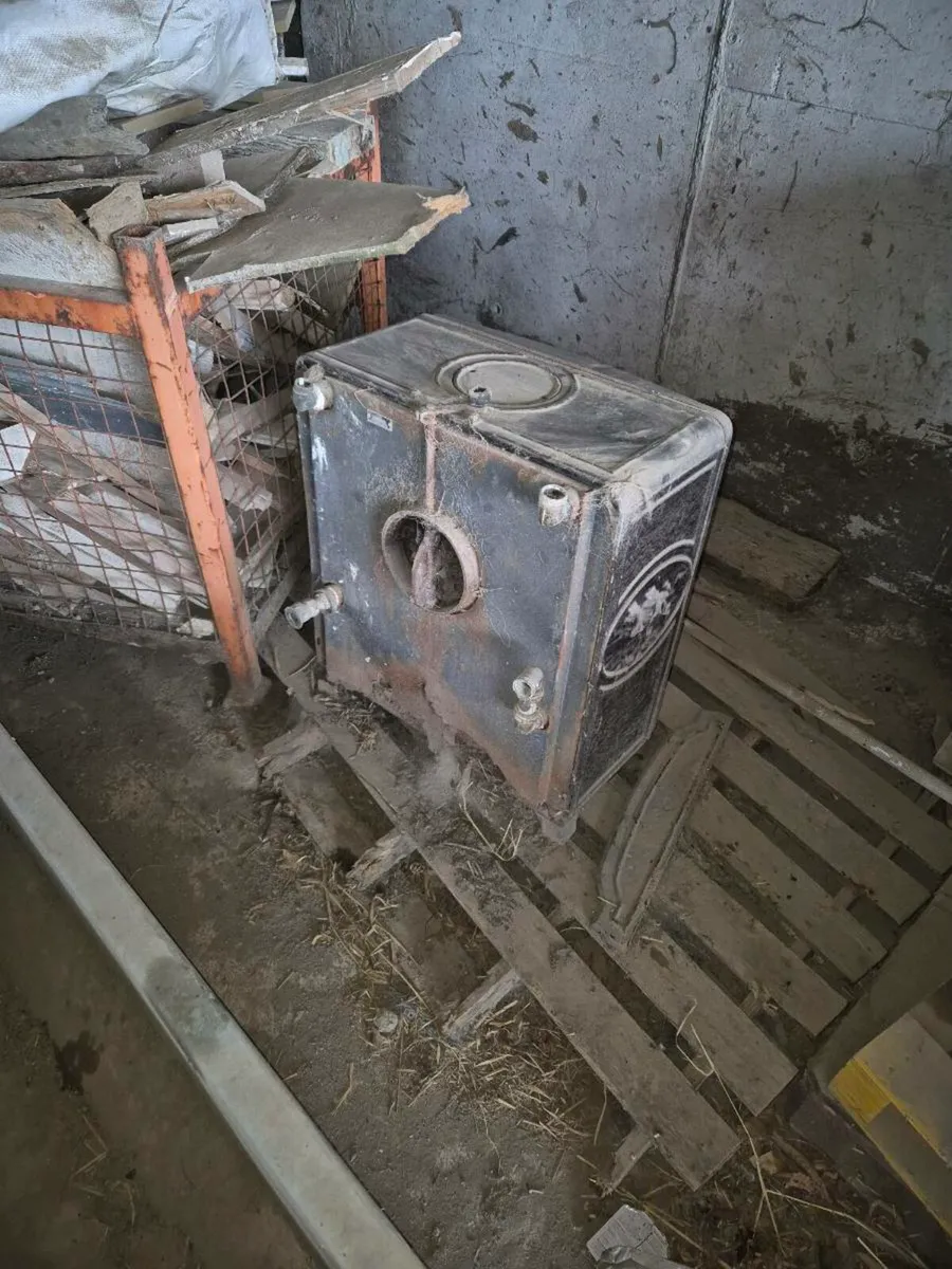 solid fuel stove - Image 2