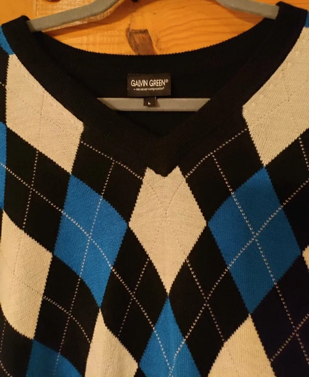 Galvin Green sweaters x2 L - Image 4