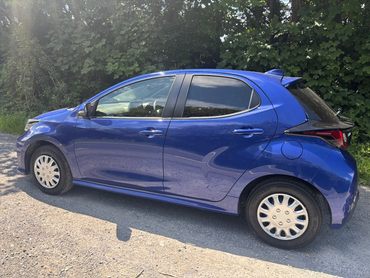 Toyota Yaris Self Charging Hybrid 2021 - Image 2