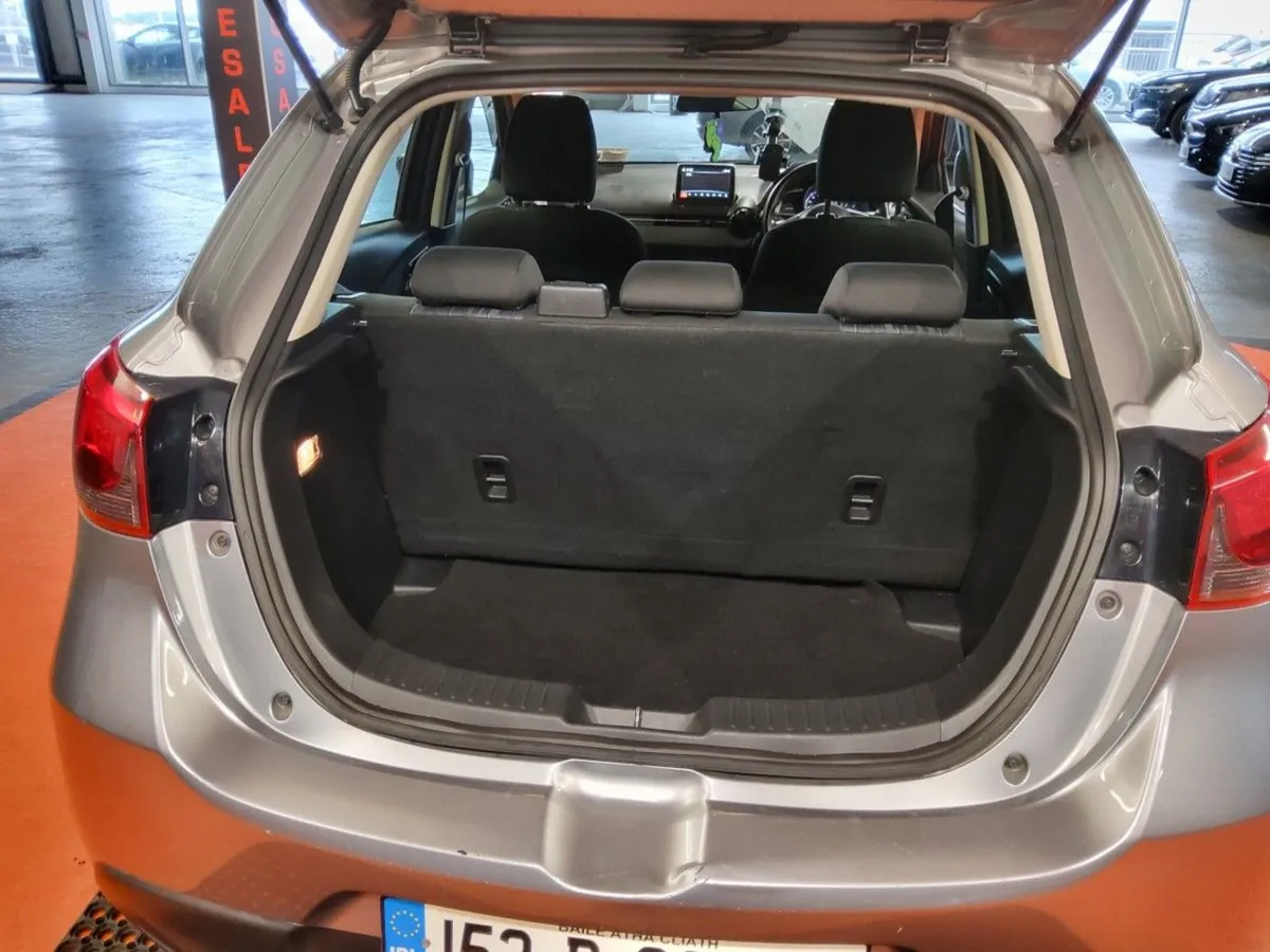 Mazda Demio Demio Dba-dj3fs 5DR Auto - Image 4