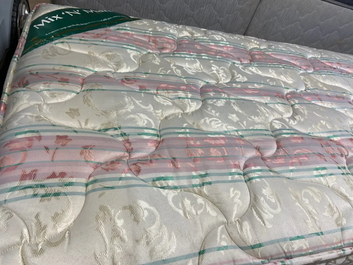Single bed with mattress - Image 2