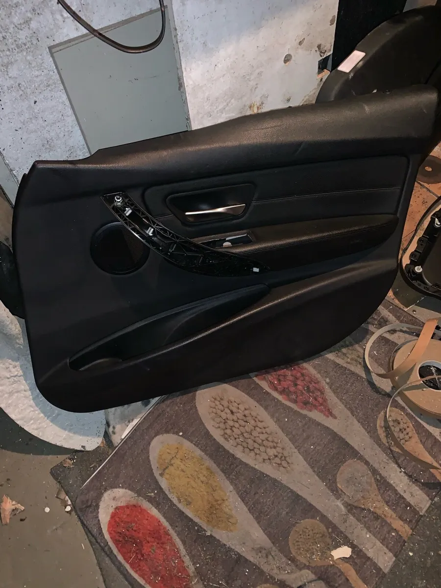 Bmw f30 cloth seats front+back - Image 3