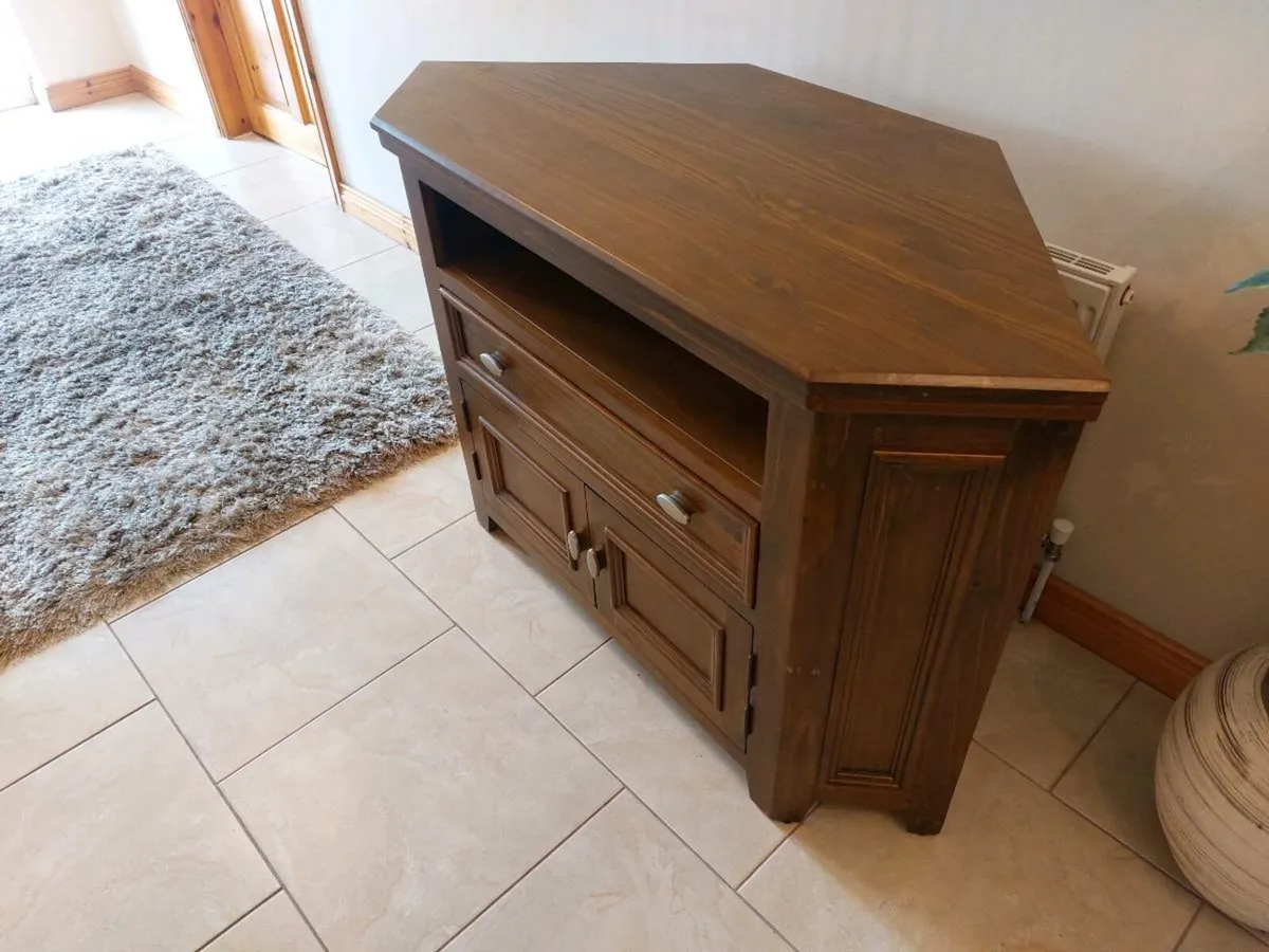 Corner TV Unit - Image 2