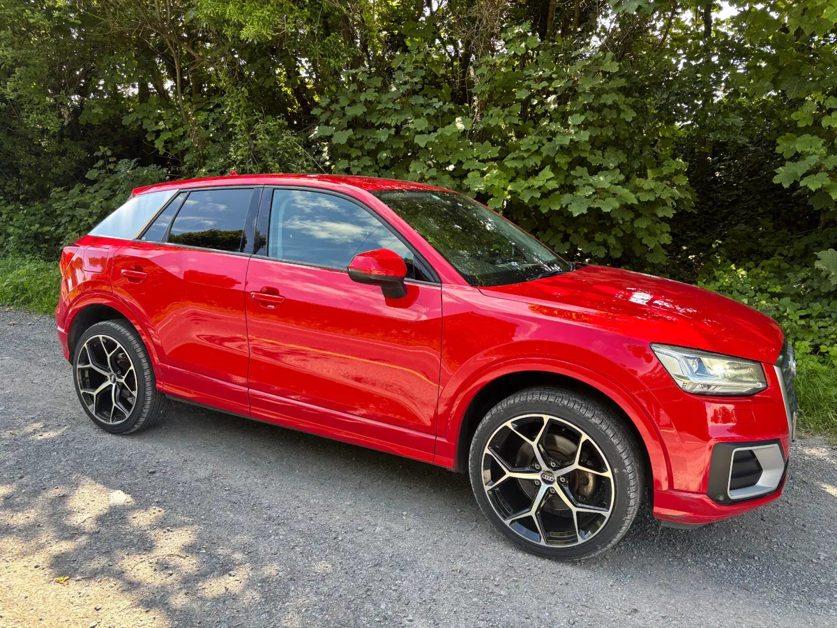 Audi Q2 TFSI S-TRONIC 2018 - Image 3