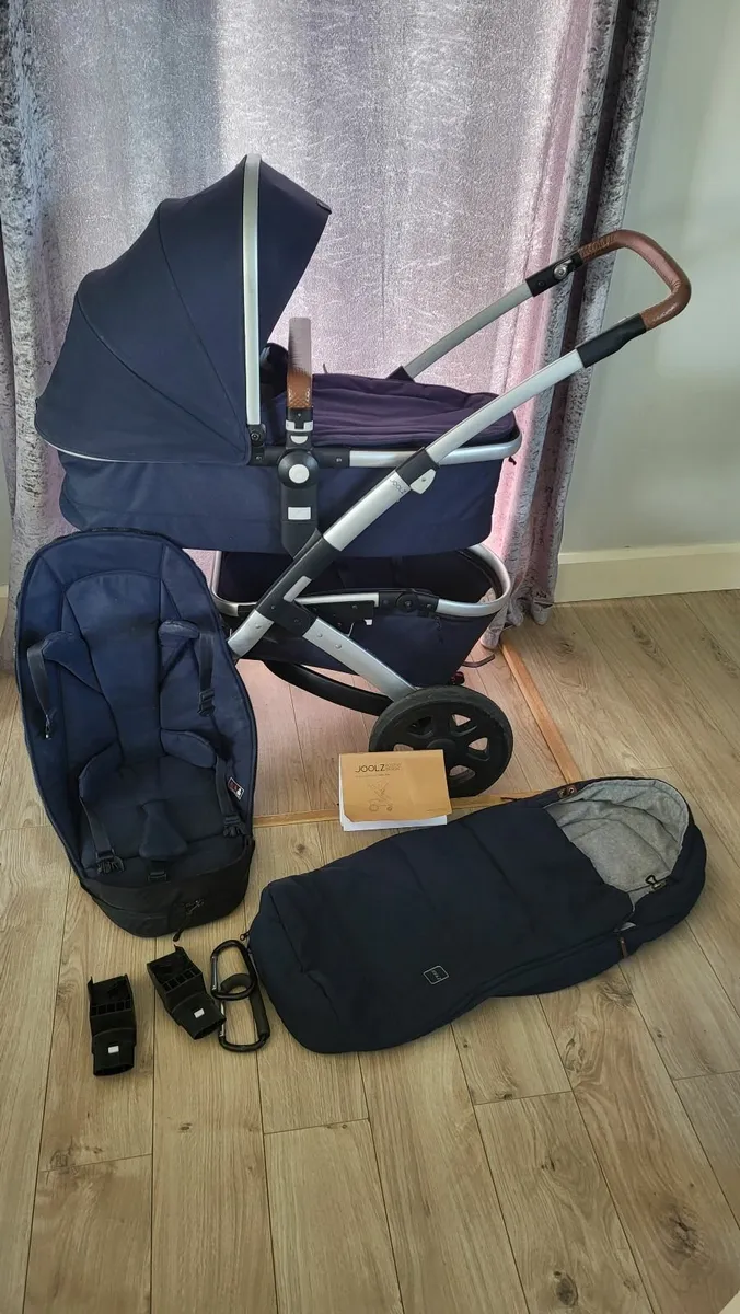 Joolz Geo2 and Maxi Cosi with Isofix - Image 2