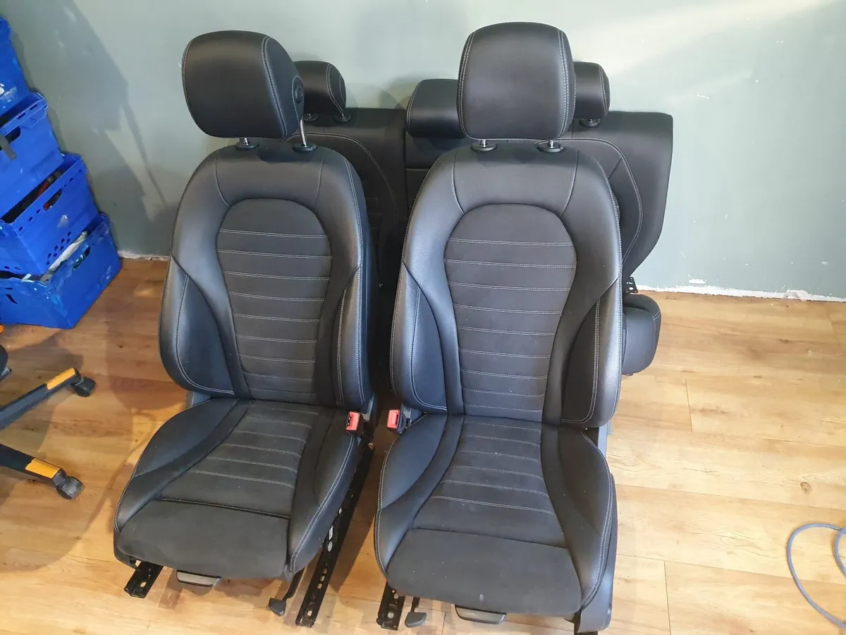 Seats Mercedes GLC 2022 - Image 2