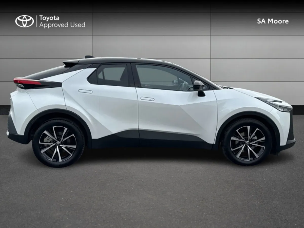 Toyota C-HR HYBRID SPORT+ - Image 3