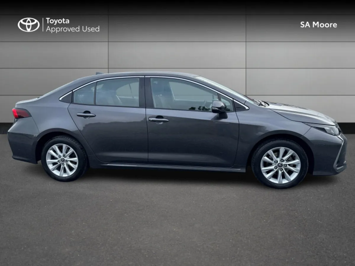 Toyota Corolla LUNA SALOON with EXTRAS - Image 3