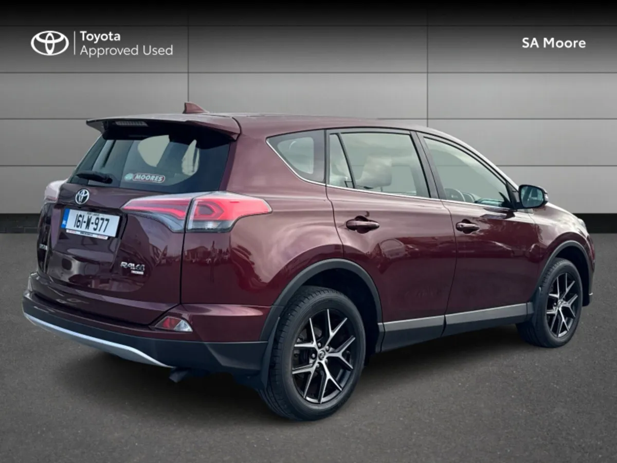 Toyota RAV4 2.0 D-4D LUNA SPORT - Image 2