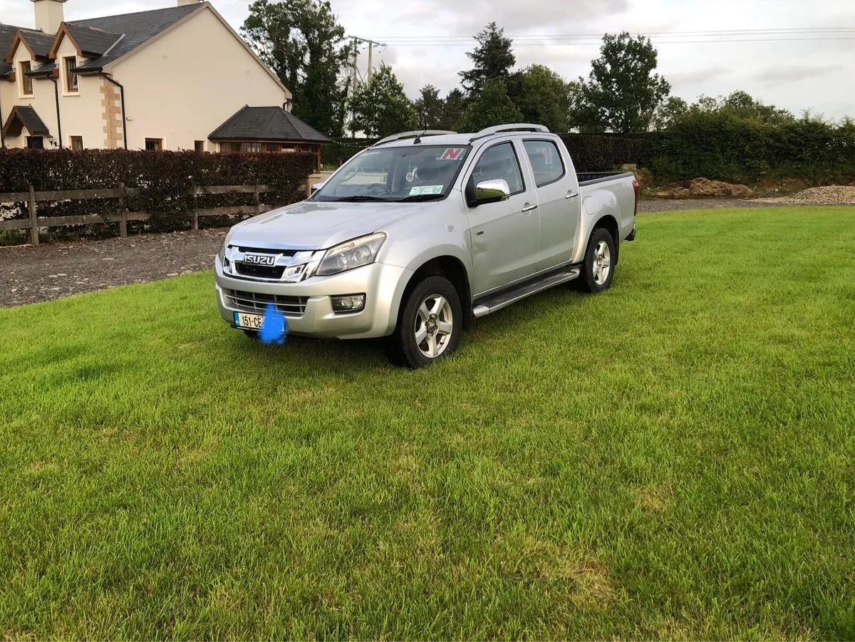 Isuzu D -Max 2.5 Twin Turbo - Image 2