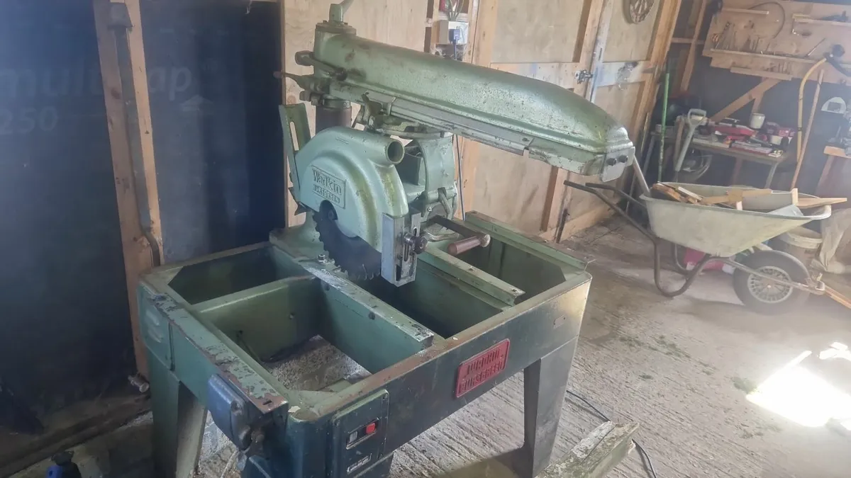 Wadkin Crosscut Radial Arm Saw - Image 1