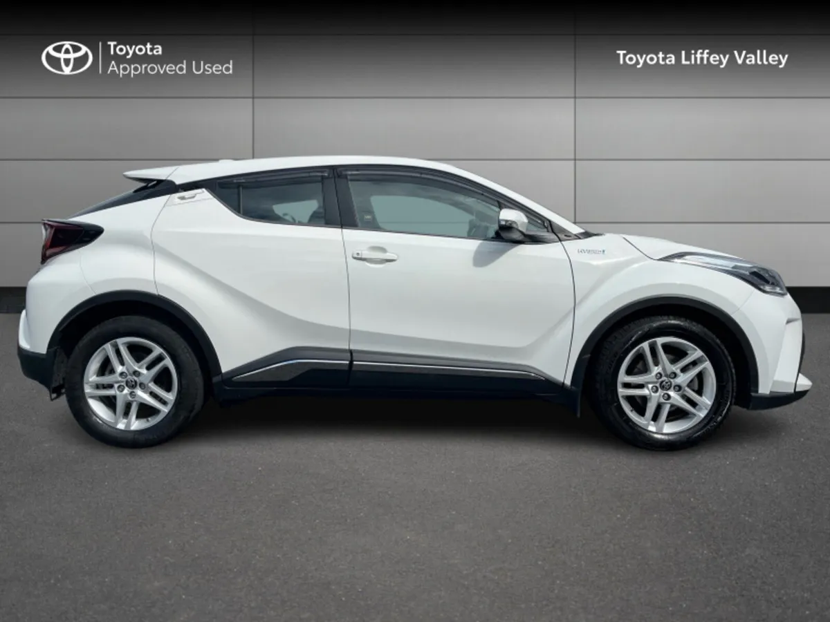 Toyota C-HR C-HR 1.8 HYBRID LUNA - Image 3