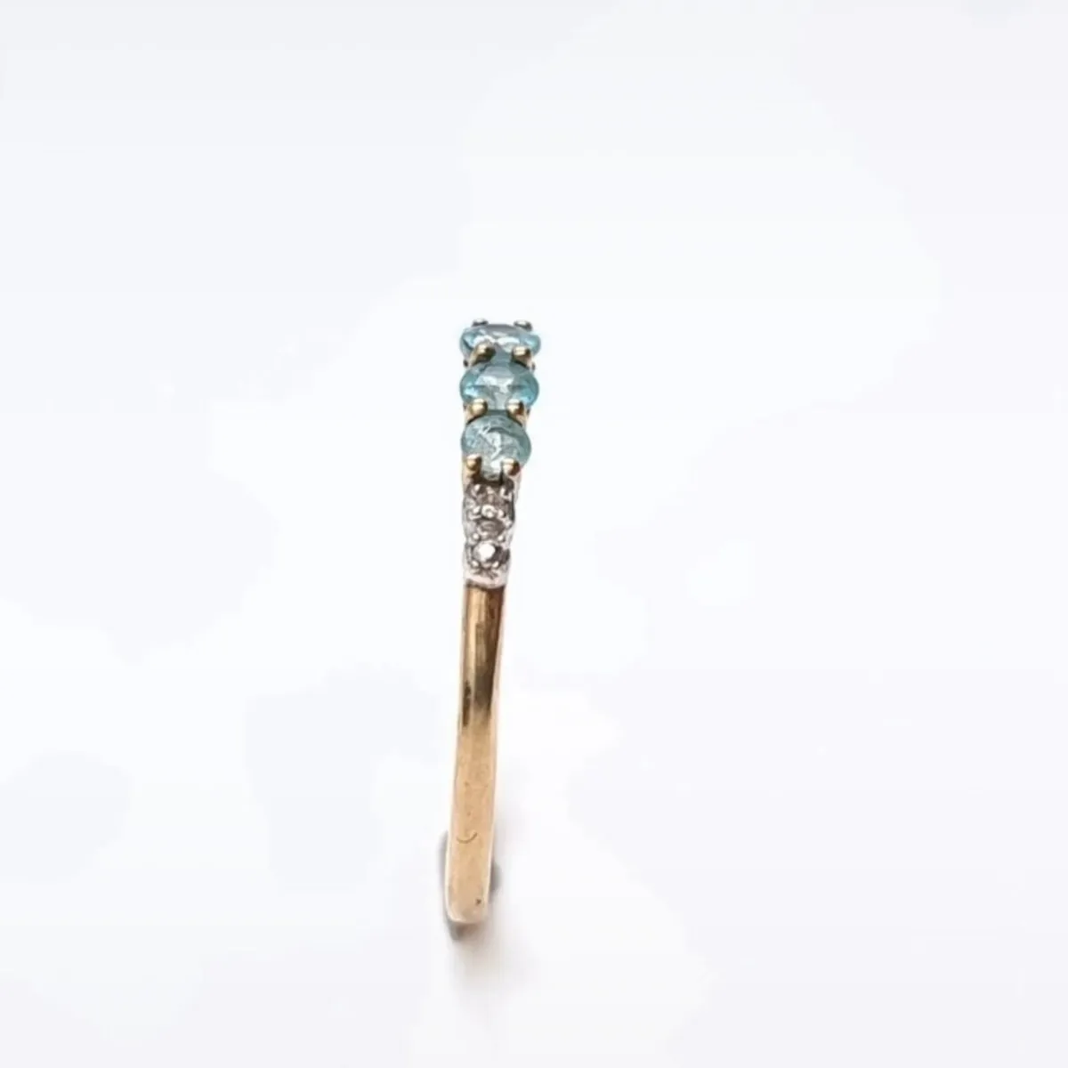 9 carat gold gemstone diamond ring - Image 4