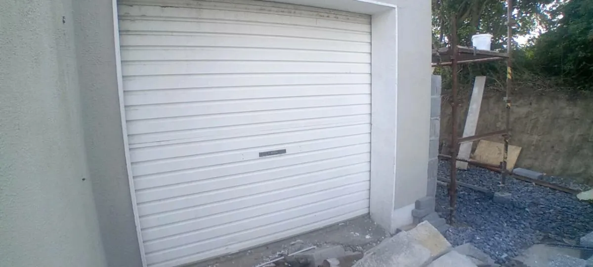 Garage door - Image 2