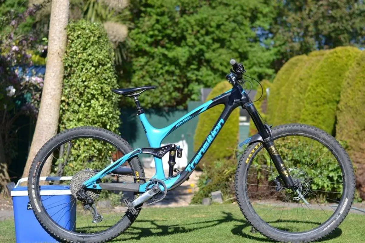 Mountain Bike Full Suspension Carbon Fibre Transition Sentinel Mtb - Image 1
