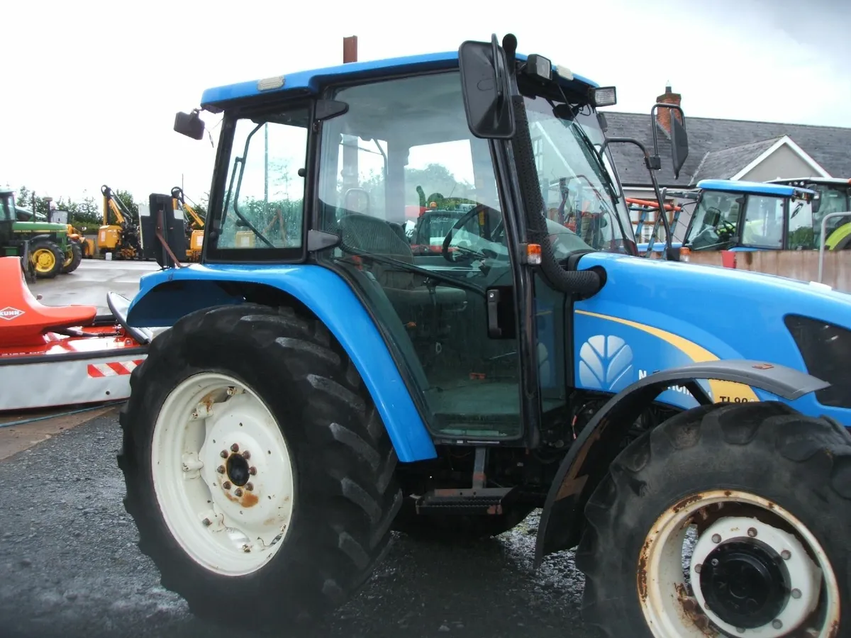 2007 New Holland TL90A - Image 1