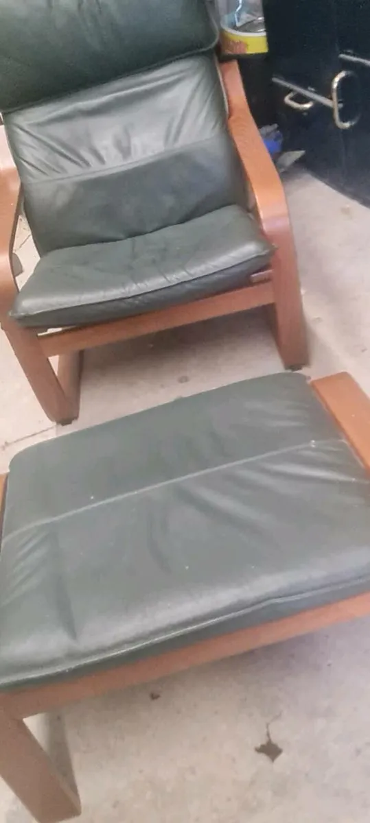 Easy chair with matching footrest - Image 1