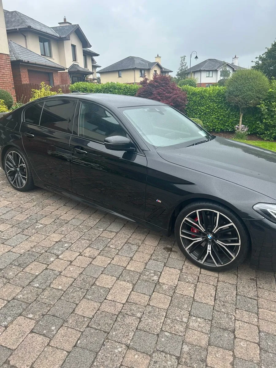 2023 BMW 520d M-Sport - Image 1