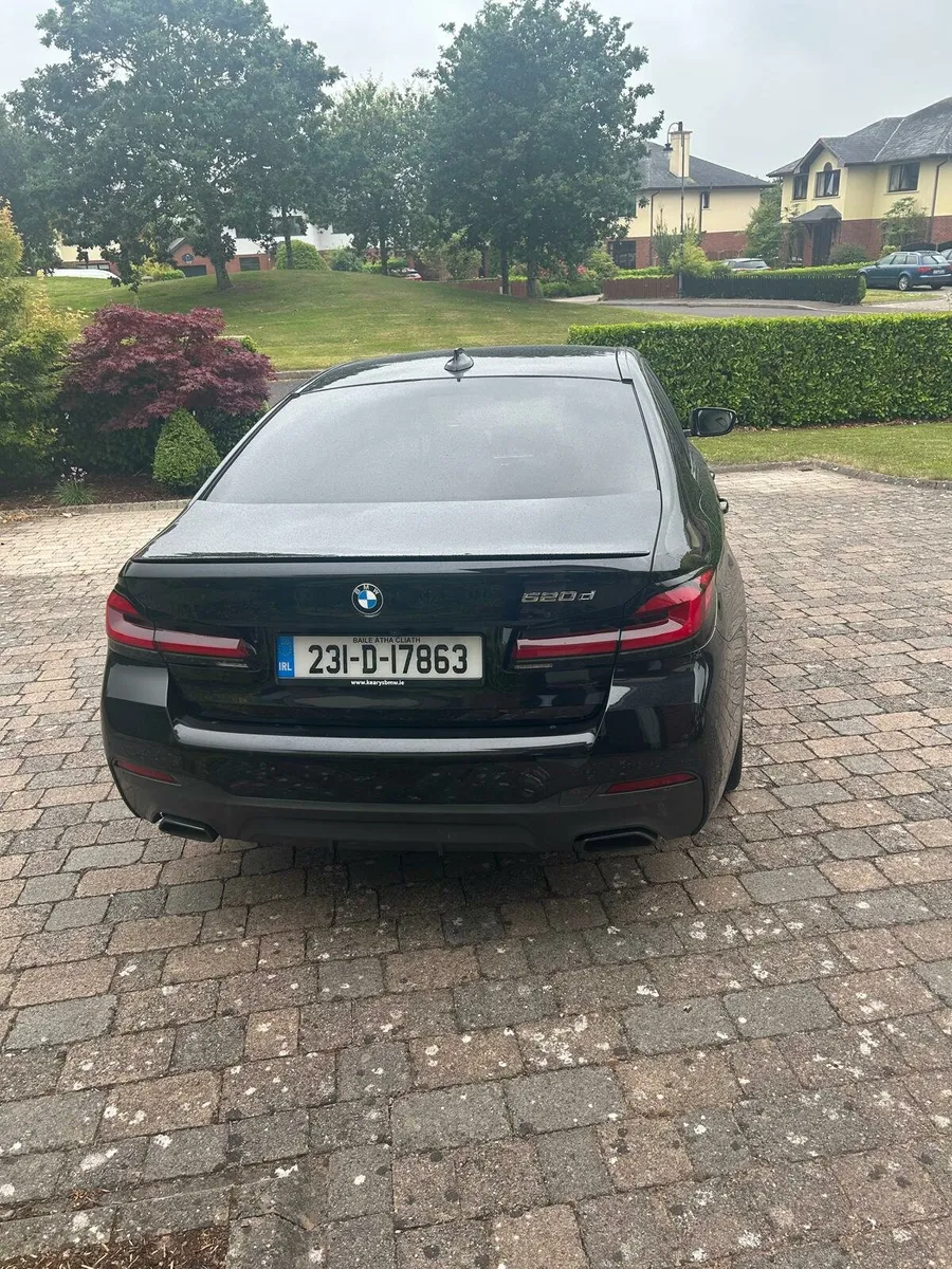 2023 BMW 520d M-Sport - Image 2