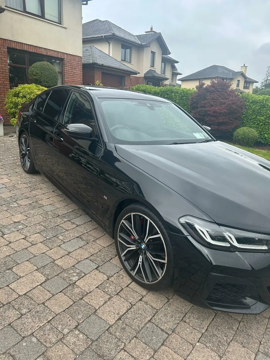 2023 BMW 520d M-Sport - Image 3