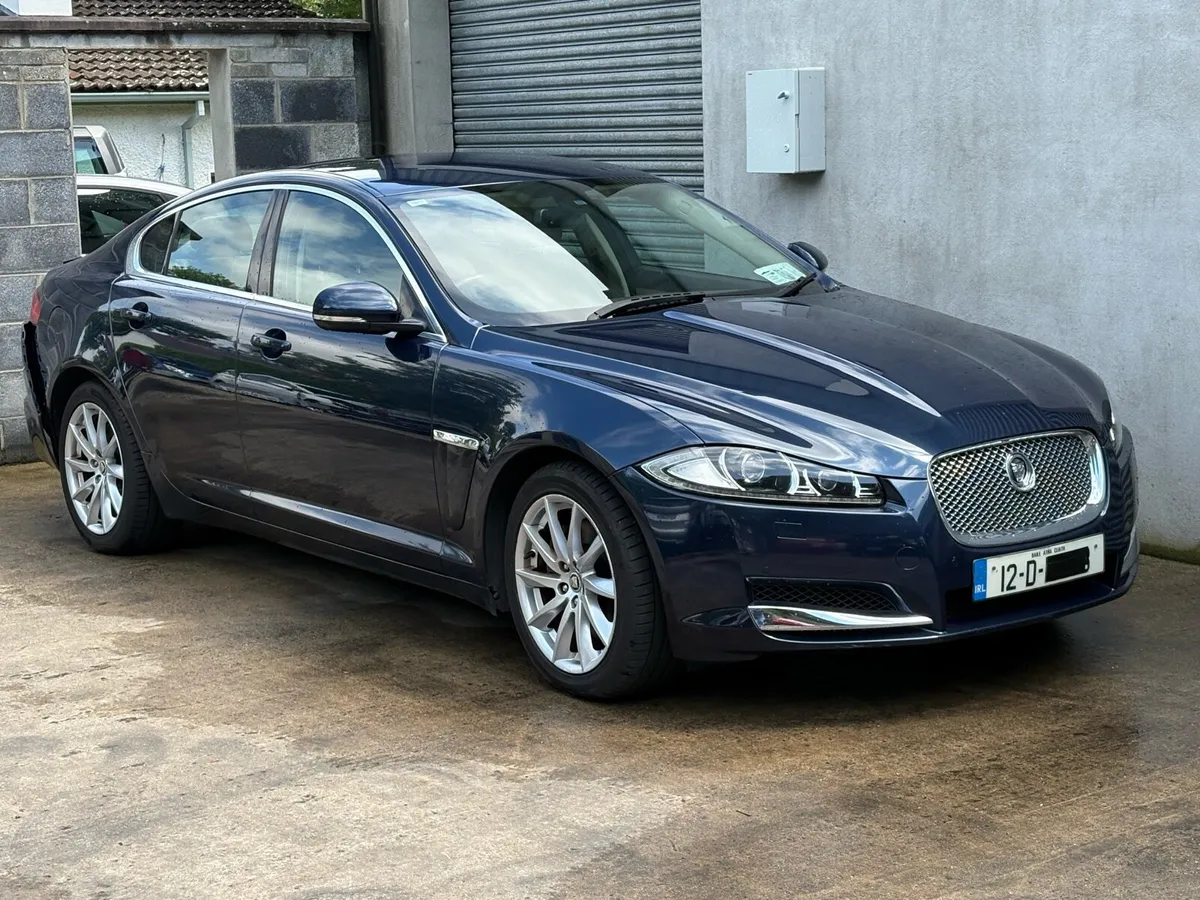 JAGUAR XF 3.0 DIESEL - Image 1