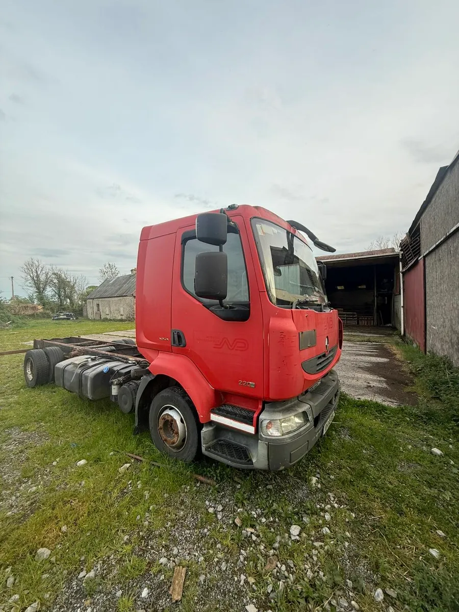 Daf lf45 & 220 midlum braking - Image 1