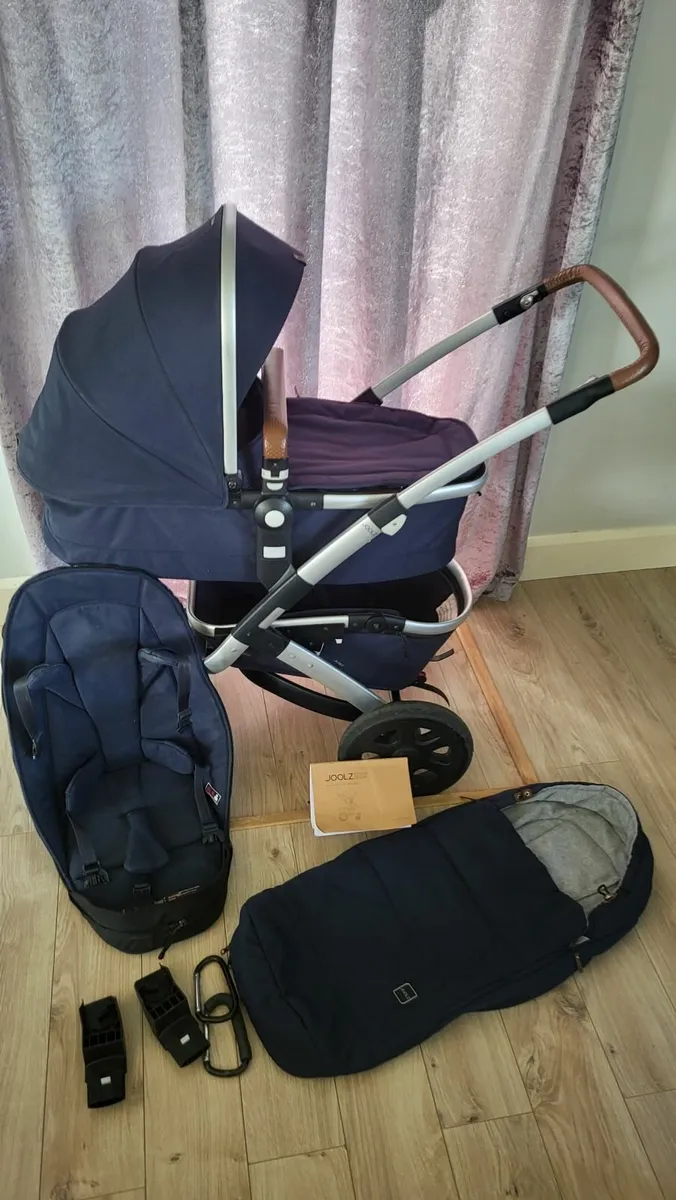 Joolz Geo2 and Maxi Cosi with Isofix - Image 1