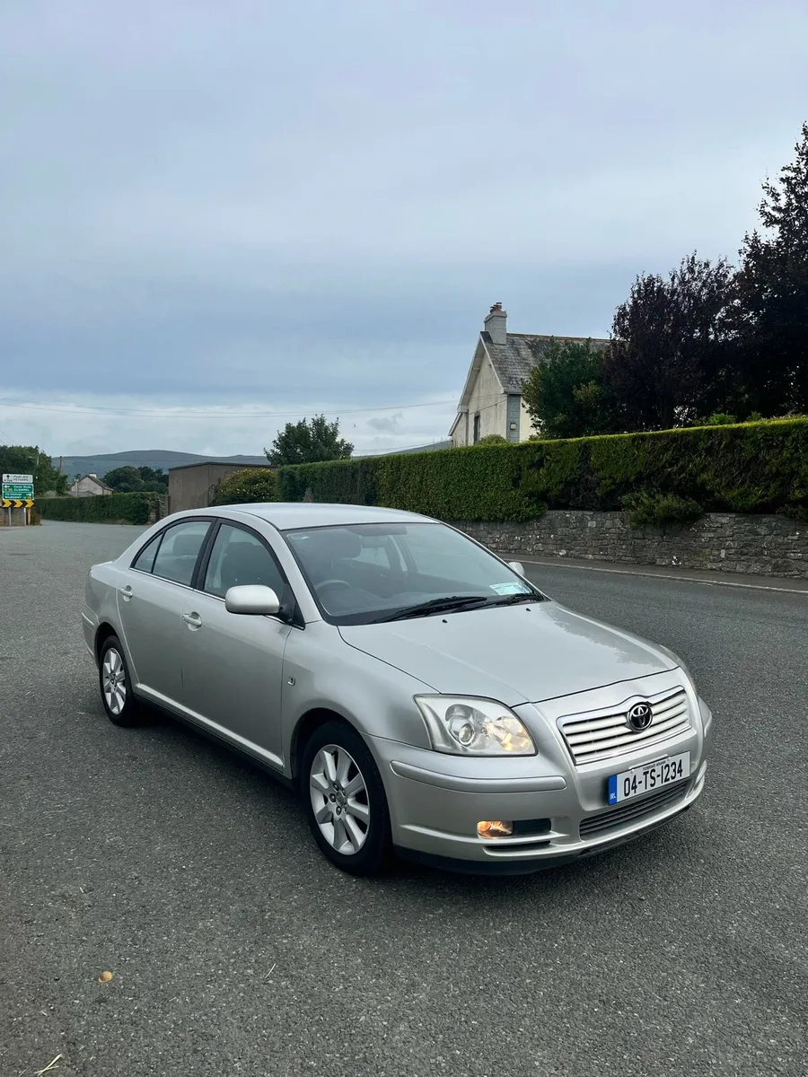 2004 Toyota avensis 1.6 petrol - Image 2