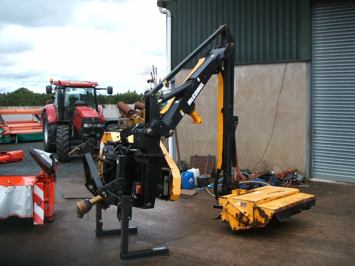 2016 McConnel PA5565 hedge cutter - Image 3