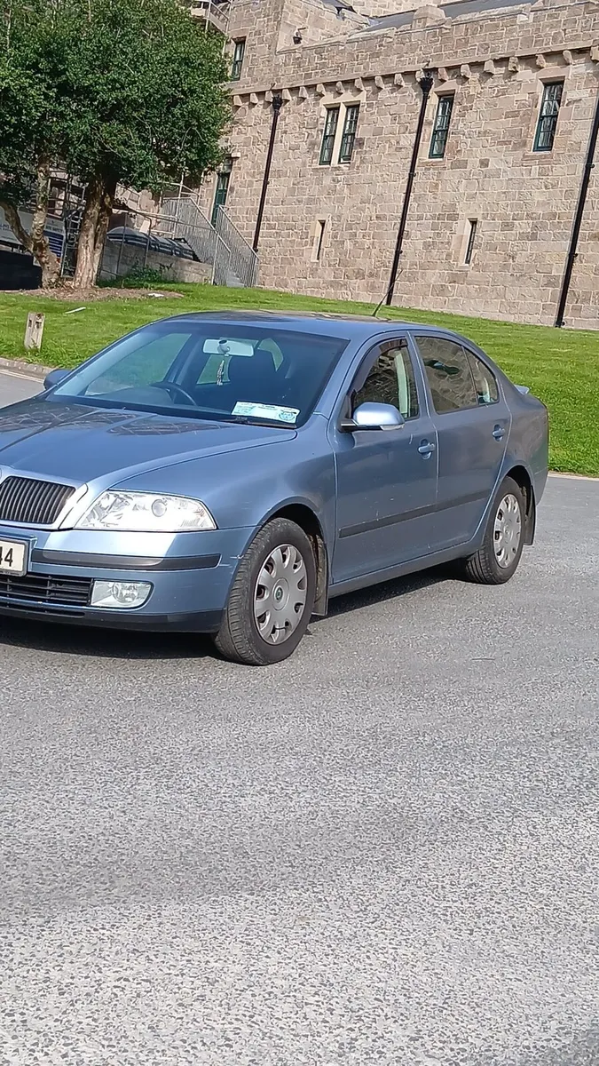 Car - Image 2