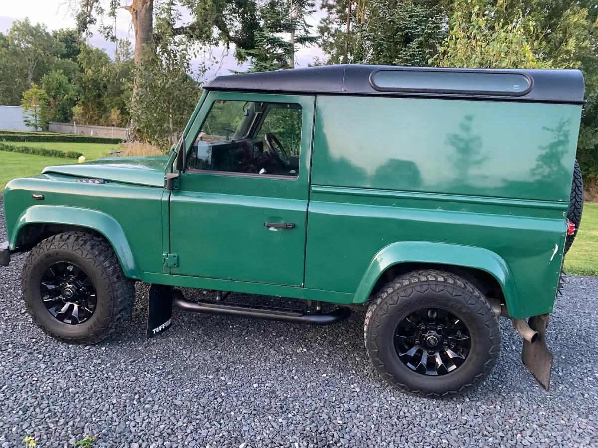Land Rover Defender 2004 TD5 Engine - Image 1
