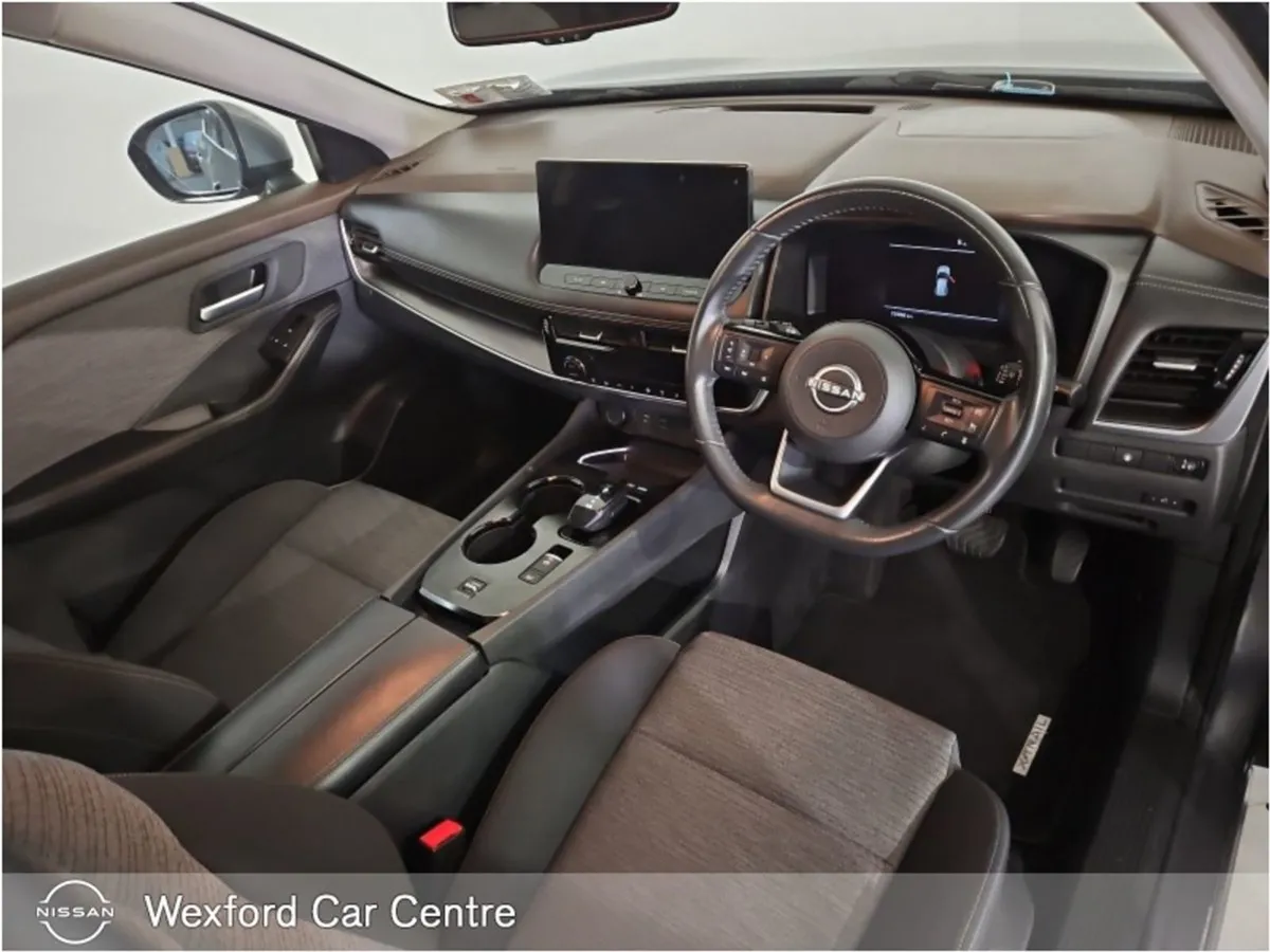 Nissan X-Trail Epower SV Premium 5 Seater - Image 3