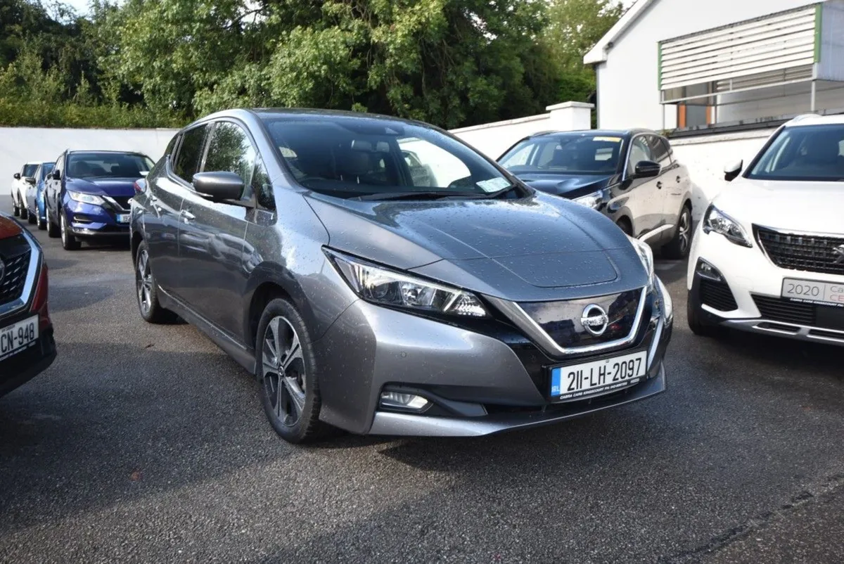 Nissan Leaf Leaf N Connecta 40 kWh - Image 1