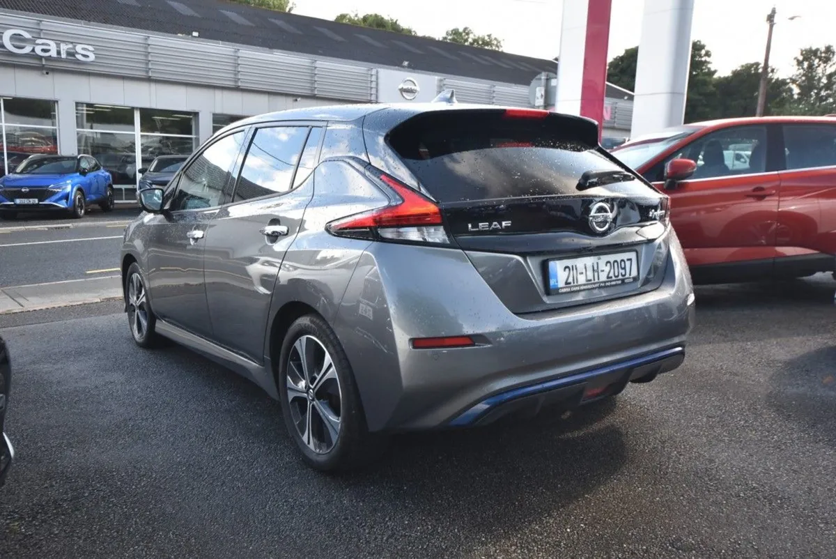 Nissan Leaf Leaf N Connecta 40 kWh - Image 2