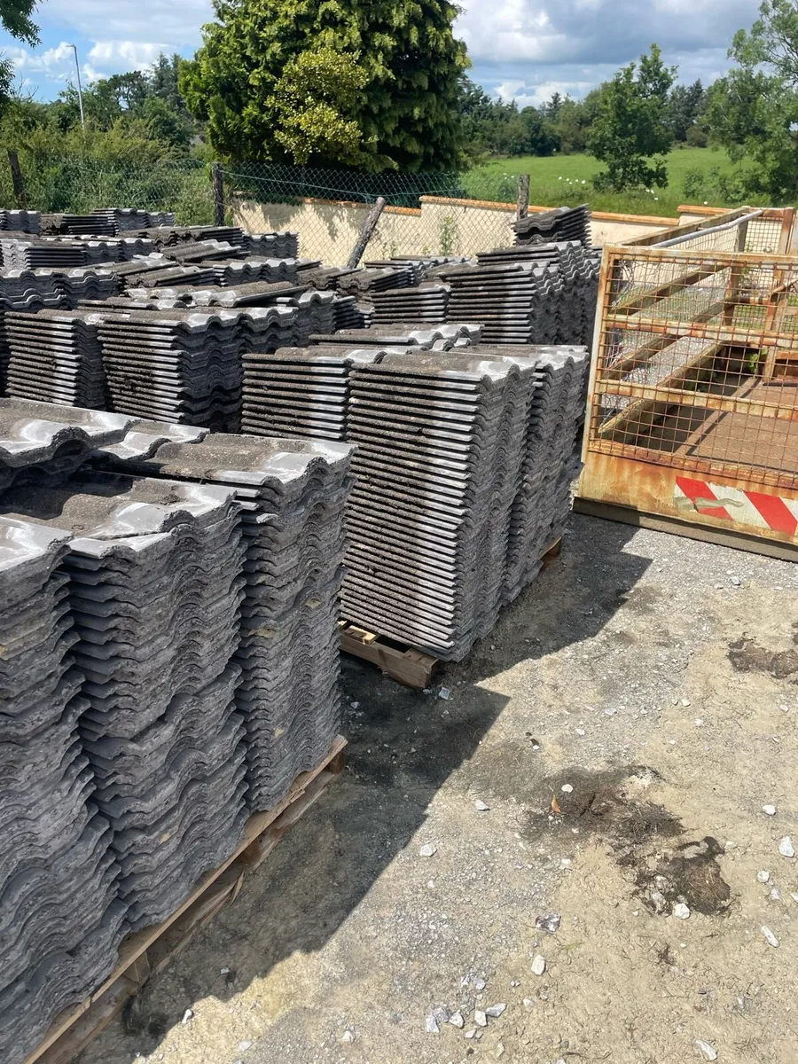 Redland 50 roof tiles - Image 3