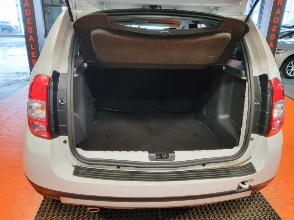 Dacia Duster 1.5 dCi 110 Signature - Image 4