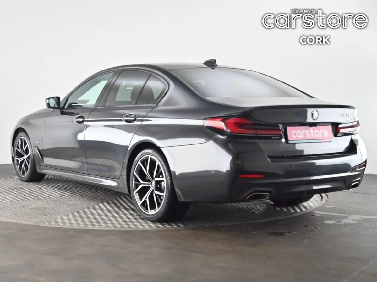 BMW 5 Series 520d M Sport (mht) - Image 4
