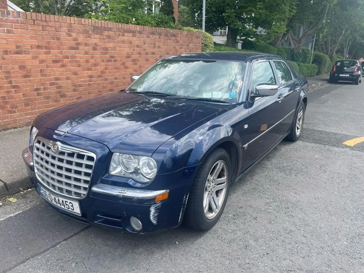 2006 Chrysler 300c - Image 2