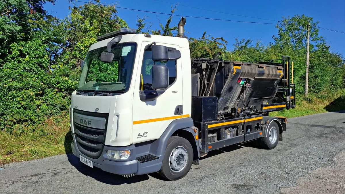 2016 Daf LF 180  Hot Box , 4x2  , 12 Ton Gross - Image 3