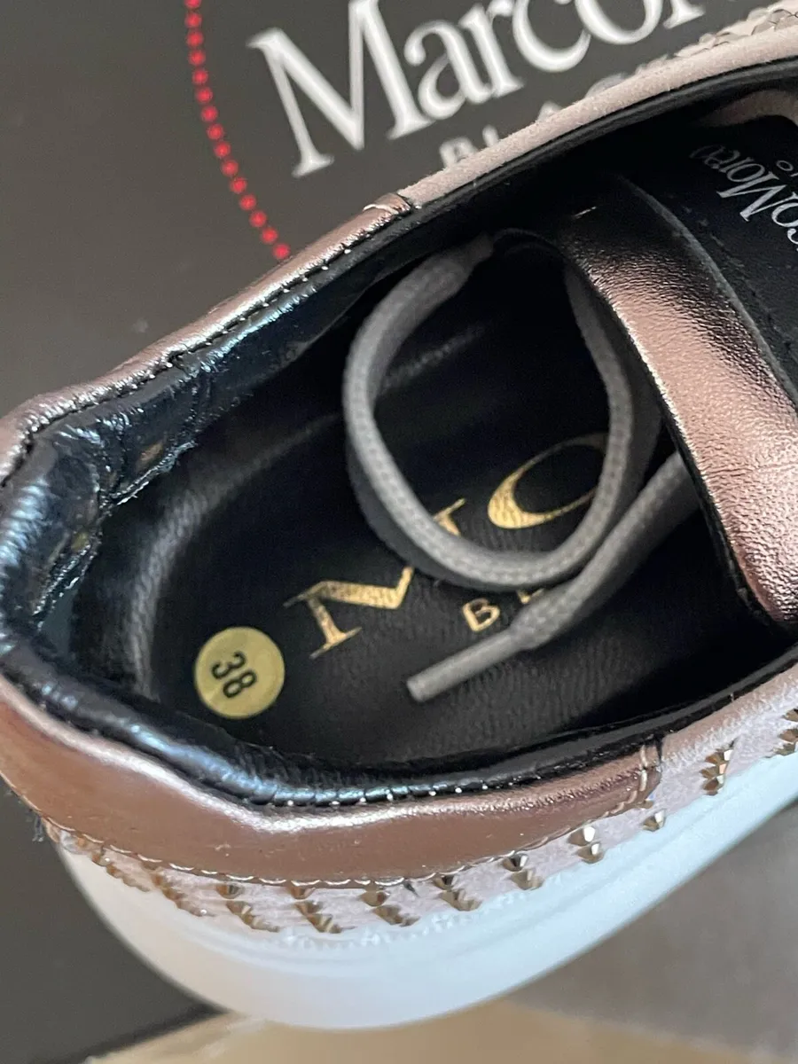 Shoes - Image 4