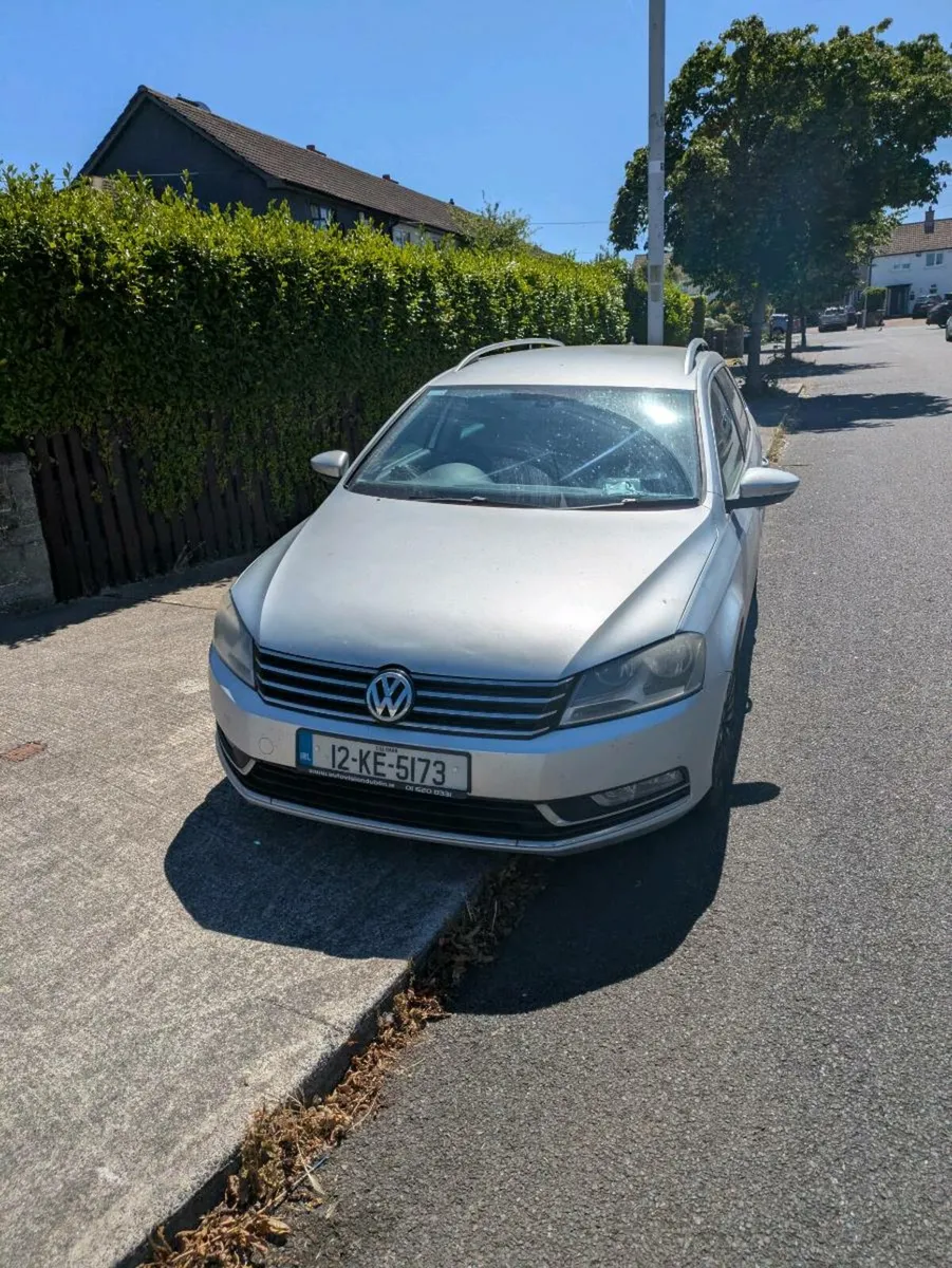 Volkswagen Passat - Image 1