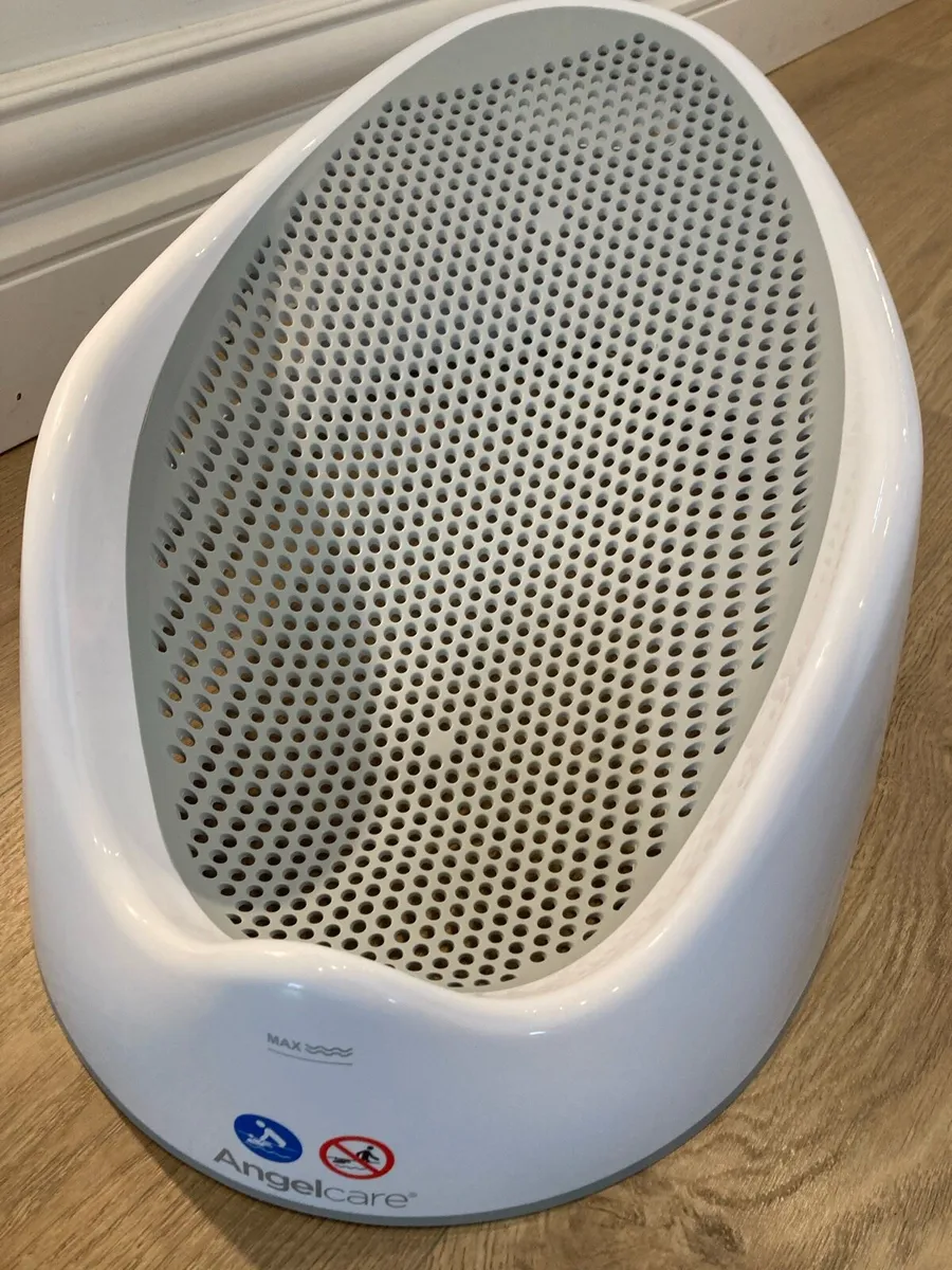 Angelcare Baby bath seat - Image 1