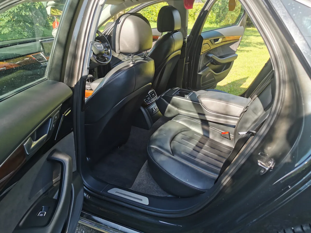 Audi A8 2011 3. 0 TDI AUTO LOW TAX BRAKE - Image 2
