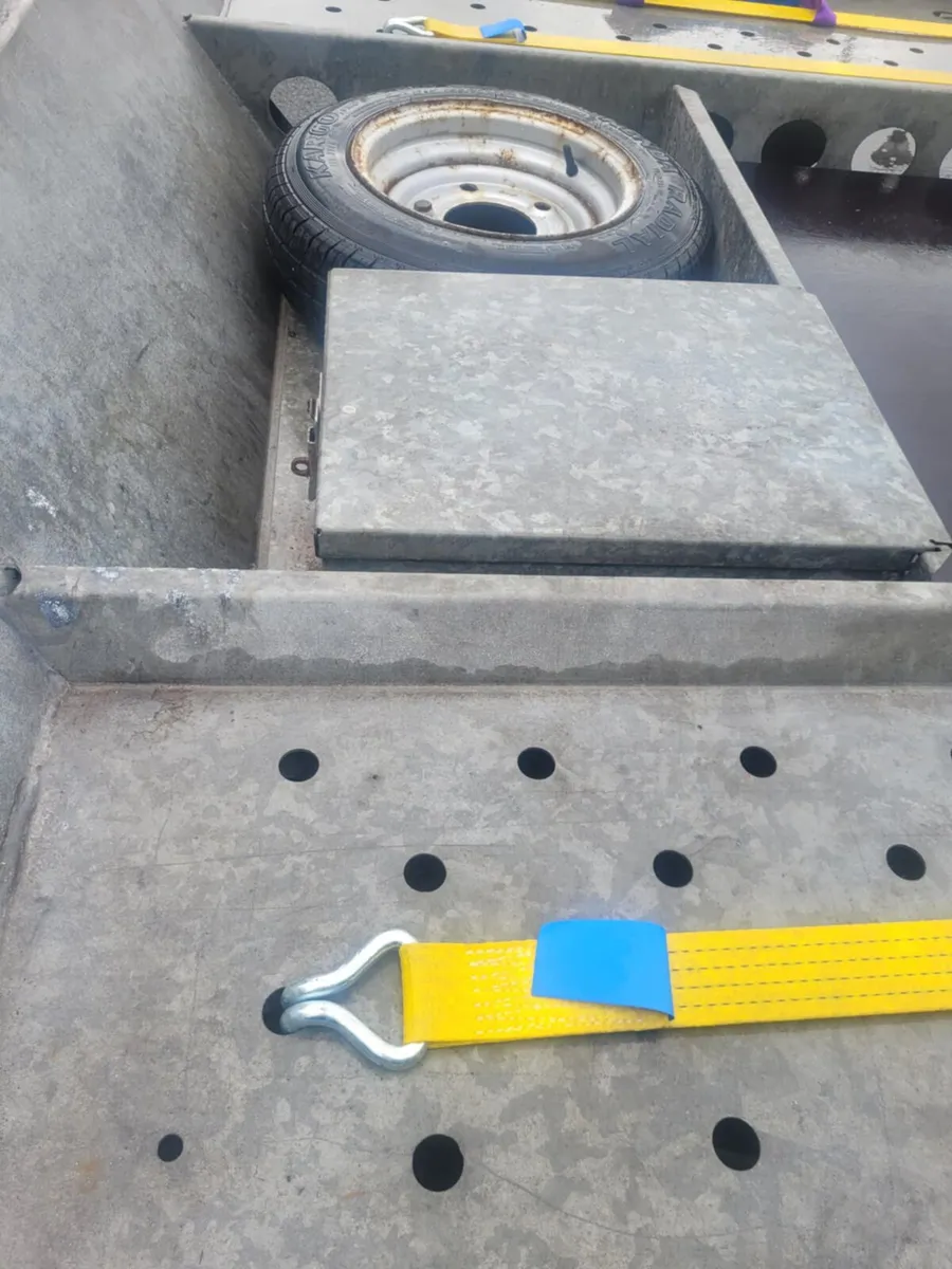 Ct177 tilt bed car transporter excellent condition - Image 3