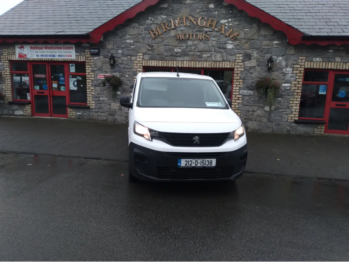 Peugeot Partner 1.5 BLUE HDI 75 PANELL PANELLED 6. - Image 1
