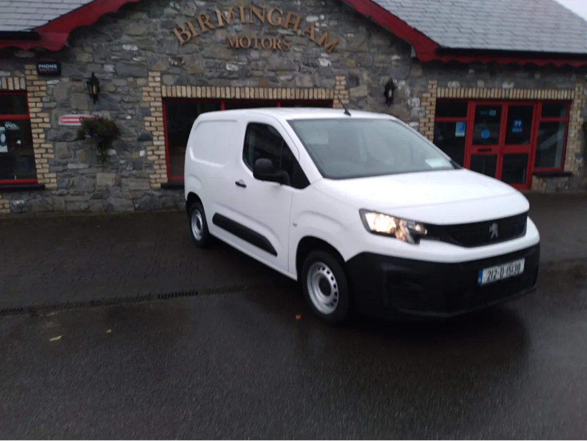 Peugeot Partner 1.5 BLUE HDI 75 PANELL PANELLED 6. - Image 2