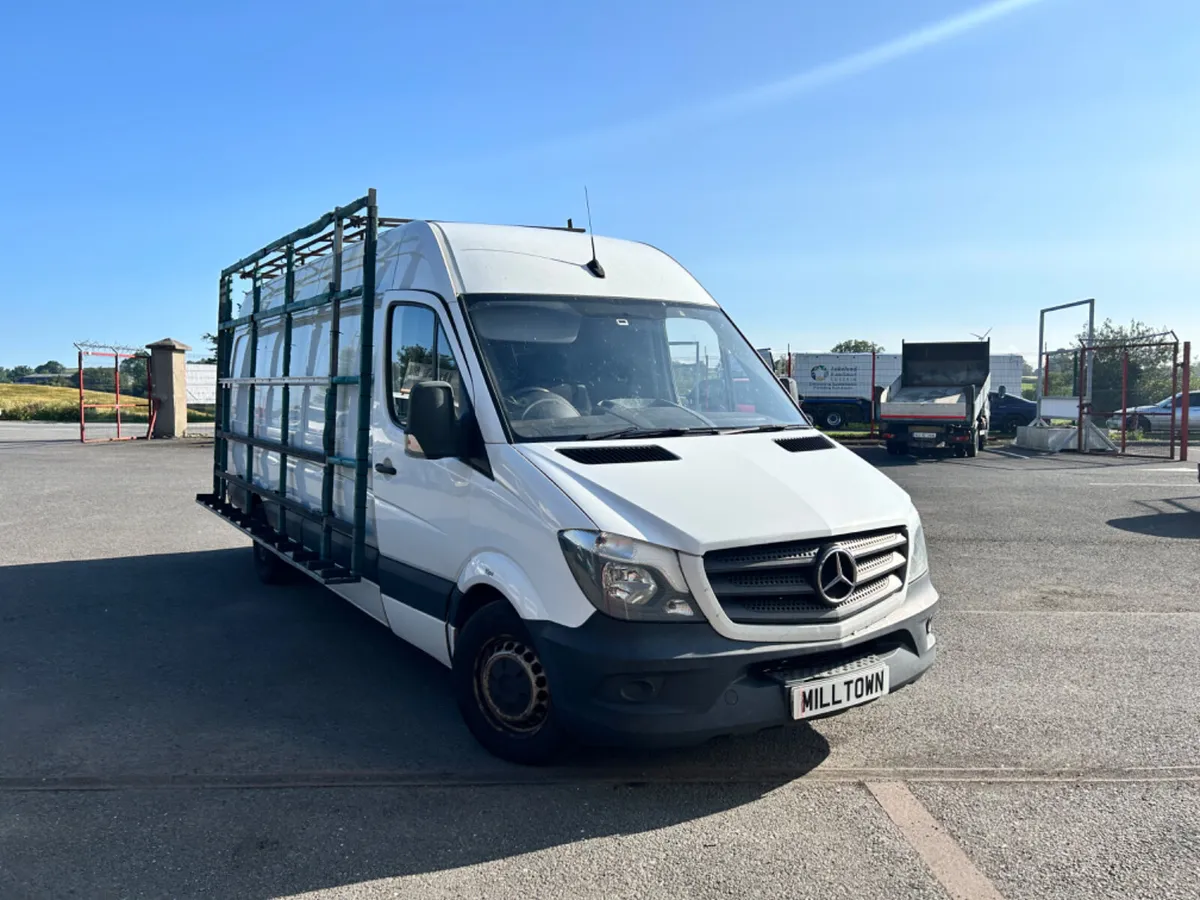 Mercedes-Benz Sprinter with glass rack 2017 - Image 1