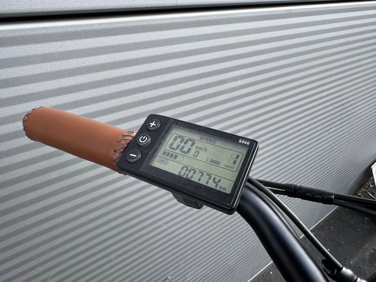 Ladies City Electric Bike (60km Range) - Image 3